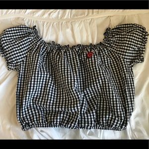 Off the shoulder crop top black boutique